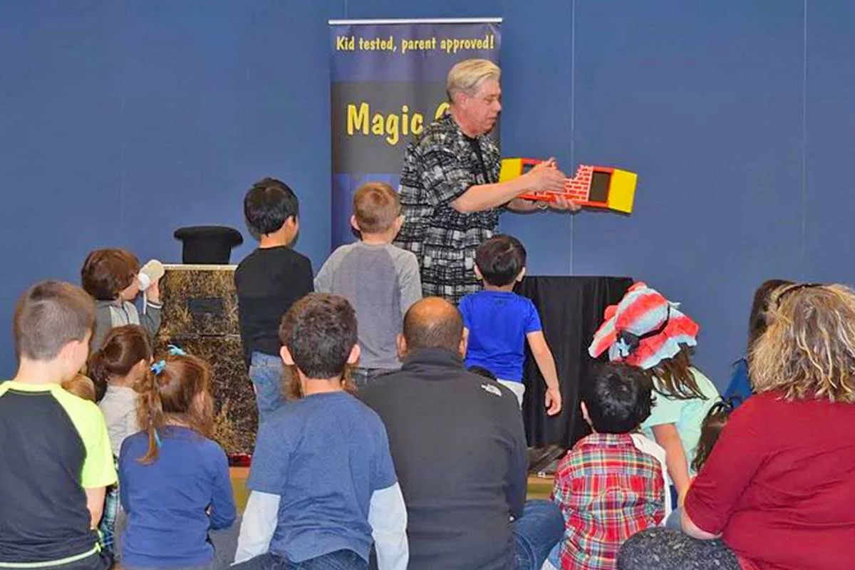 Magic Guy performing